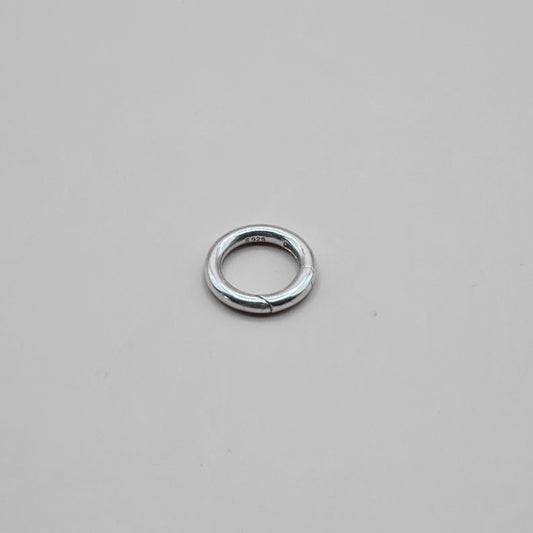 Round Push Clasp Connector